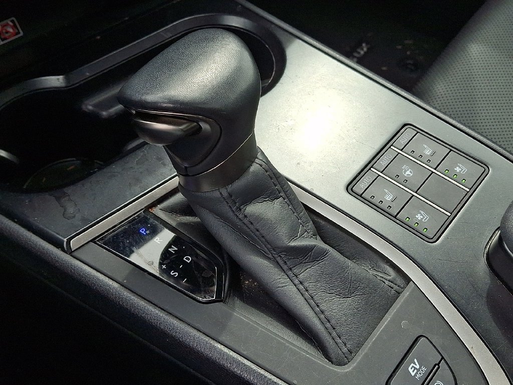 Used 2023 Lexus UX 250h AWD w/ Accessory Package (Z2) image 16