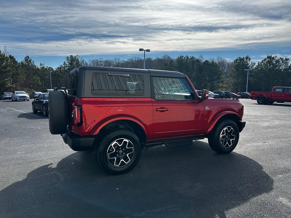 Used 2023 Ford Bronco Outer Banks image 5