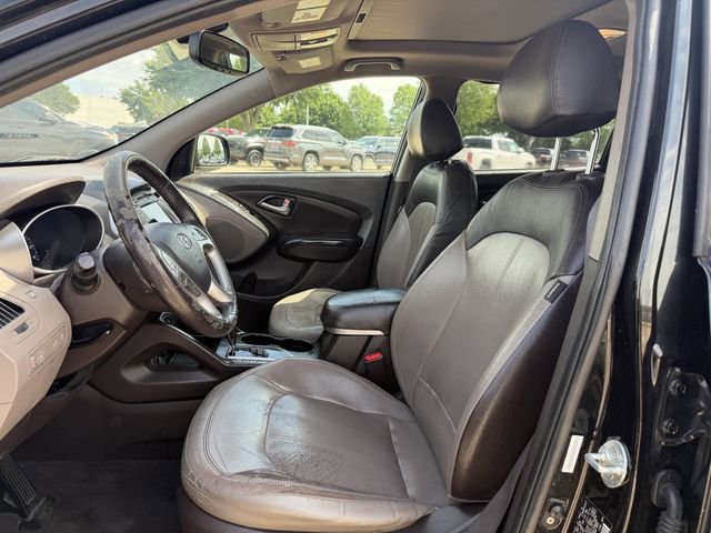 Used 2013 Hyundai Tucson Limited w/ Premium Pkg FWD image 25