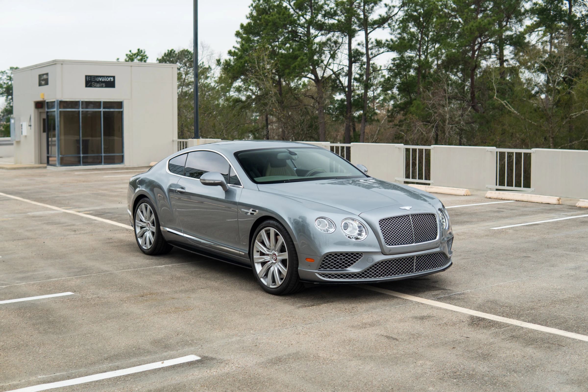 Used 2017 Bentley Continental GT V8 S image 14