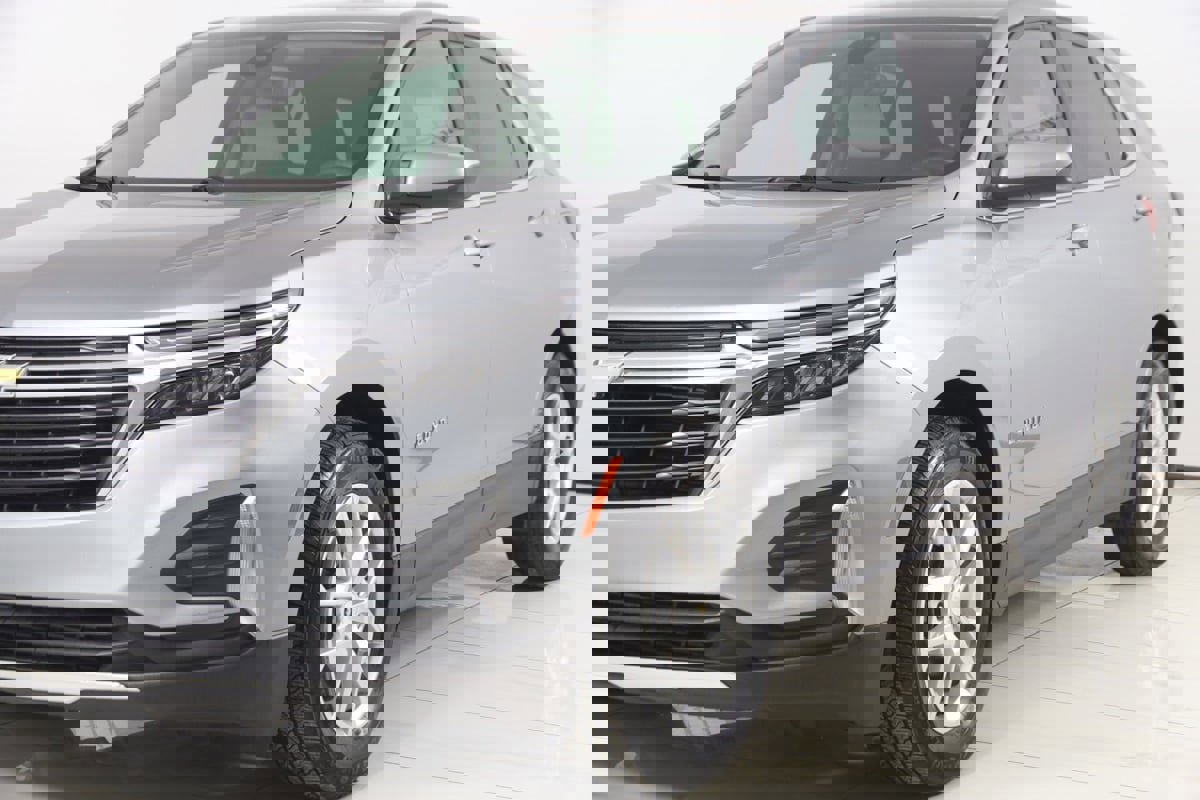 Used 2023 Chevrolet Equinox LT image 47