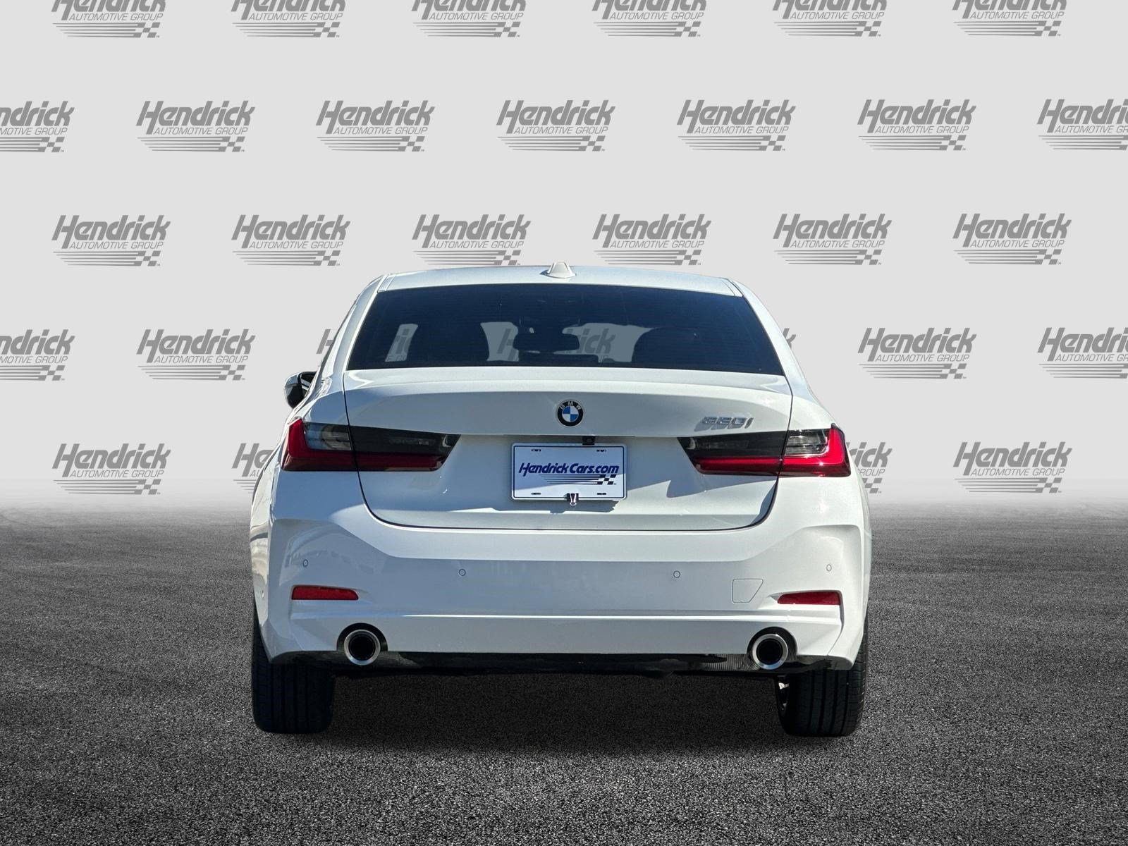Used 2025 BMW 330i Sedan w/ Premium Package RWD image 6
