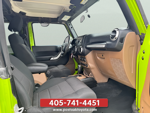 Used 2012 Jeep Wrangler Rubicon w/ PWR Convenience Group AWD/4WD image 22