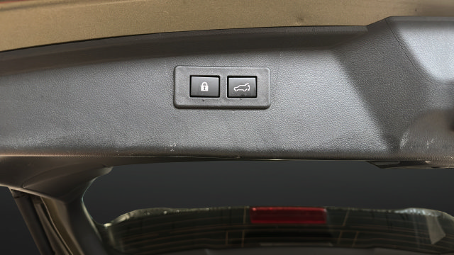 Used 2025 Subaru Outback Limited AWD/4WD image 33