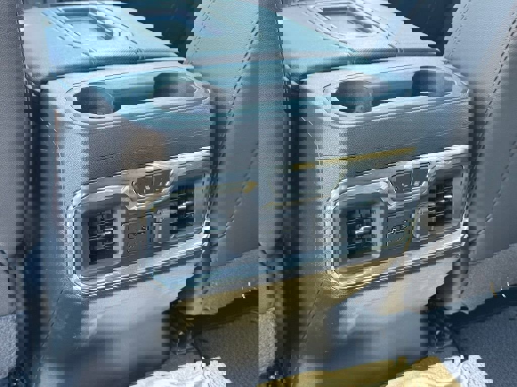 Used 2021 GMC Sierra 1500 AT4 w/ AT4 Value Package image 17