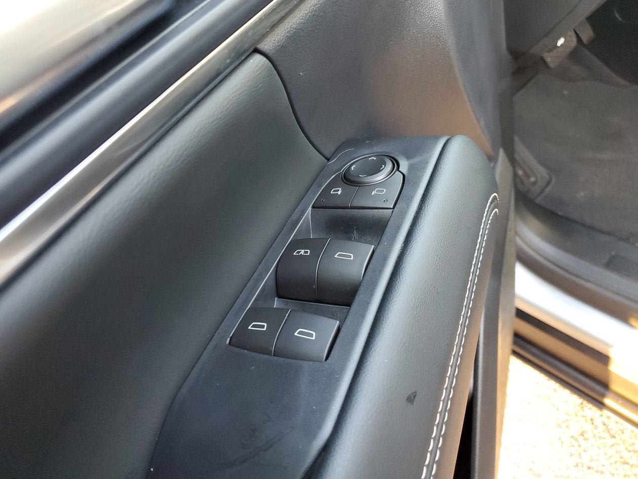 New 2026 GMC Terrain Elevation FWD image 18