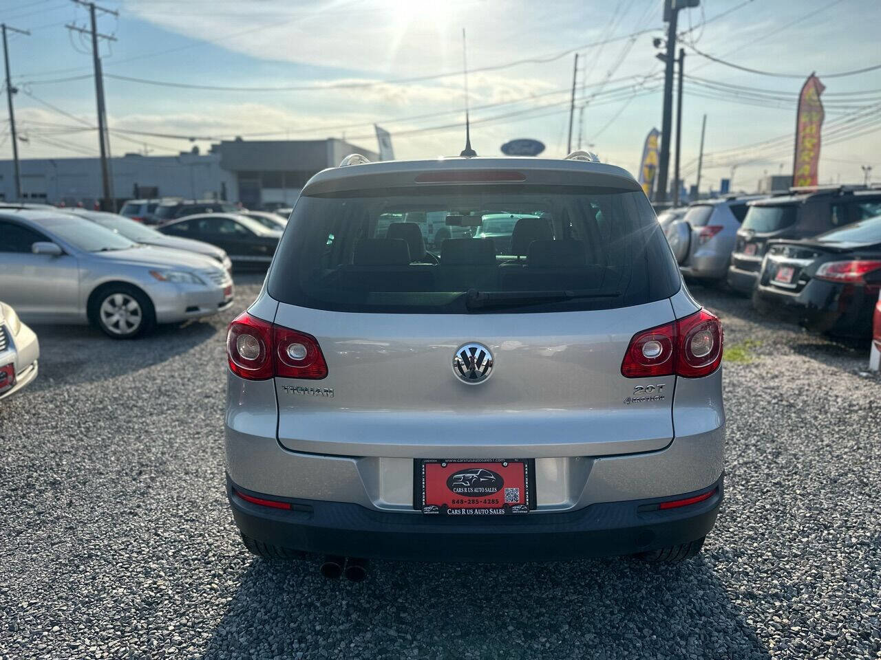 Used 2010 Volkswagen Tiguan Wolfsburg Edition image 7