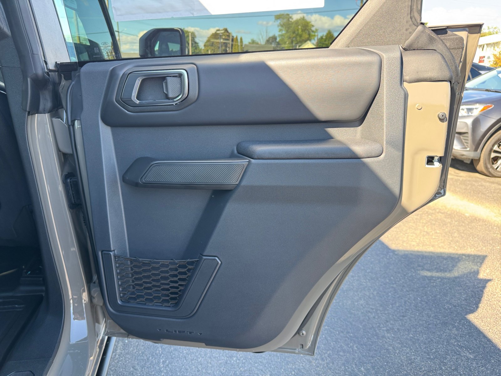 New 2025 Ford Bronco Badlands image 27