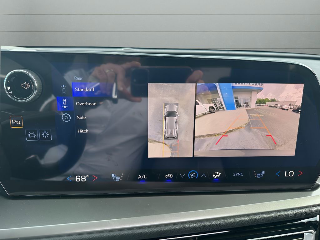 New 2026 Chevrolet Traverse LT image 25