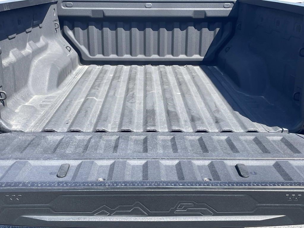 Certified 2023 Chevrolet Colorado W/T w/ Technology Package image 9