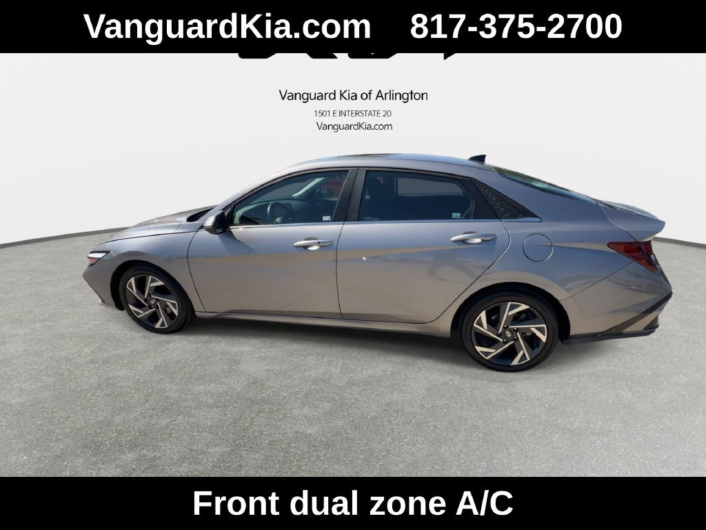 Used 2025 Hyundai Elantra SEL FWD image 5