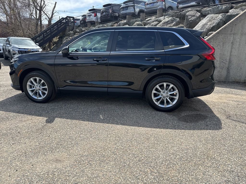 Used 2024 Honda CR-V EX-L image 2