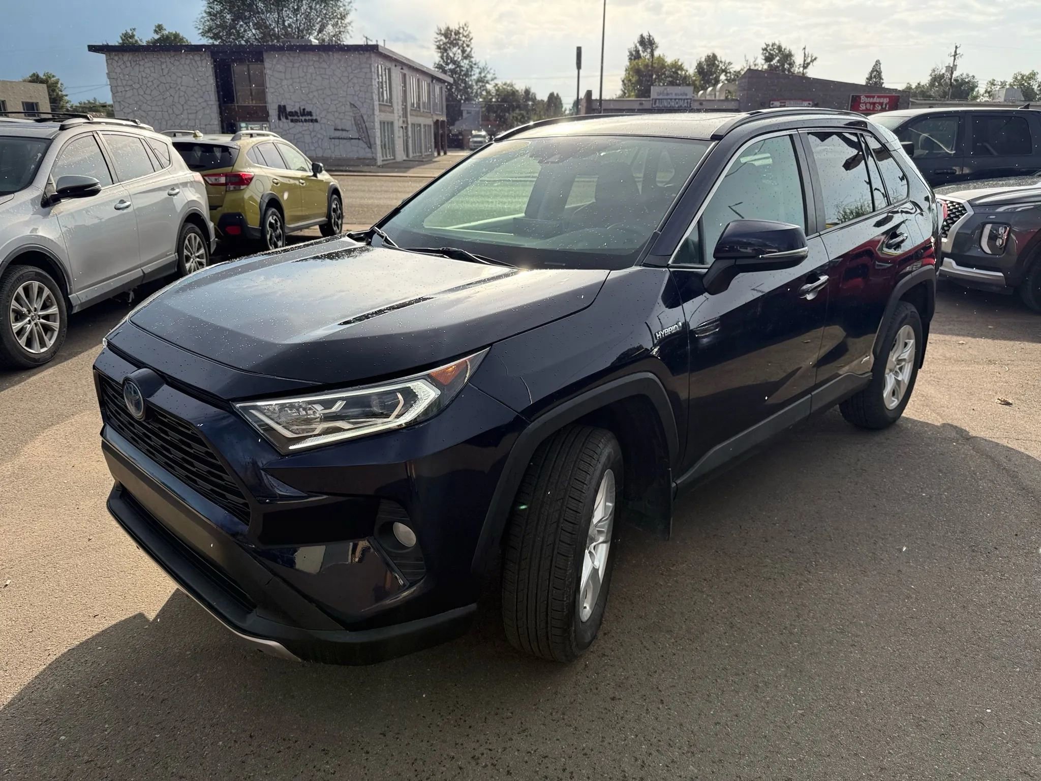 Used 2021 Toyota RAV4 XLE image 5