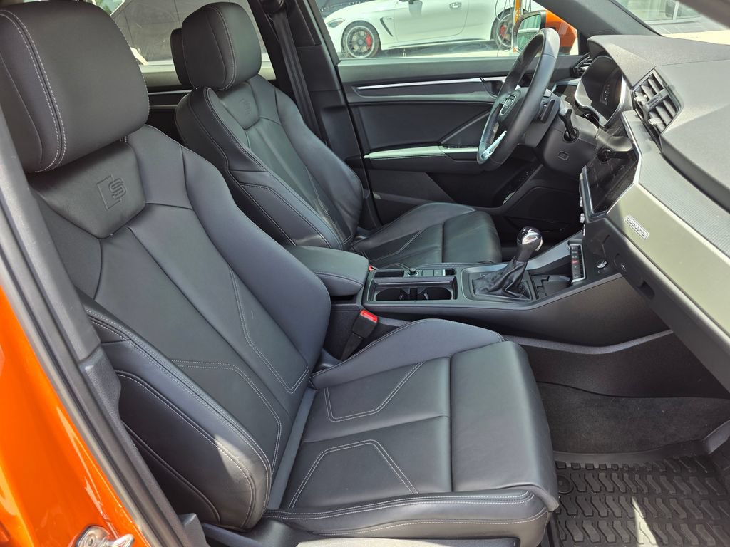 Used 2024 Audi Q3 2.0T Premium Plus w/ Premium Plus Package AWD/4WD image 15