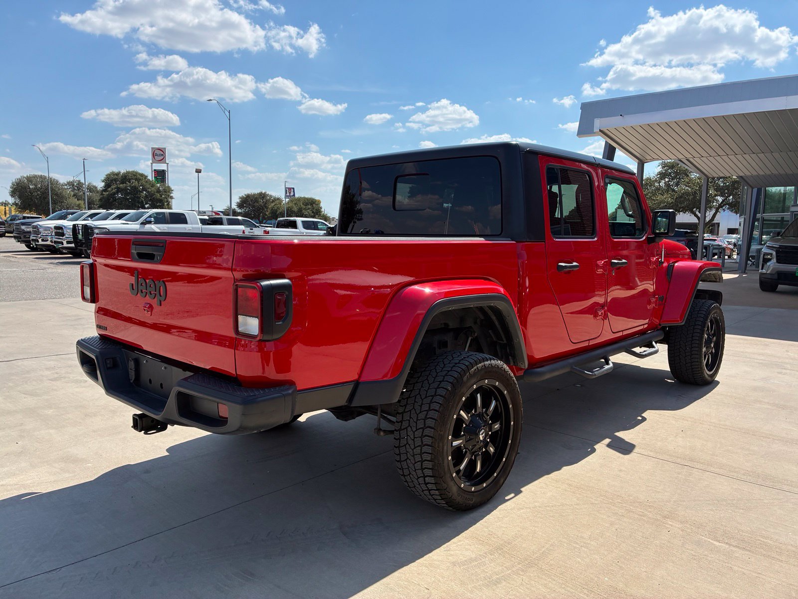 Used 2020 Jeep Gladiator Sport AWD/4WD image 10