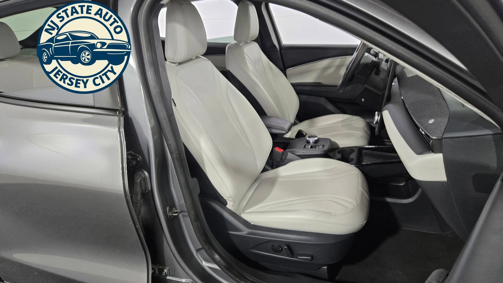 Used 2021 Ford Mustang Mach-E Premium AWD/4WD image 4