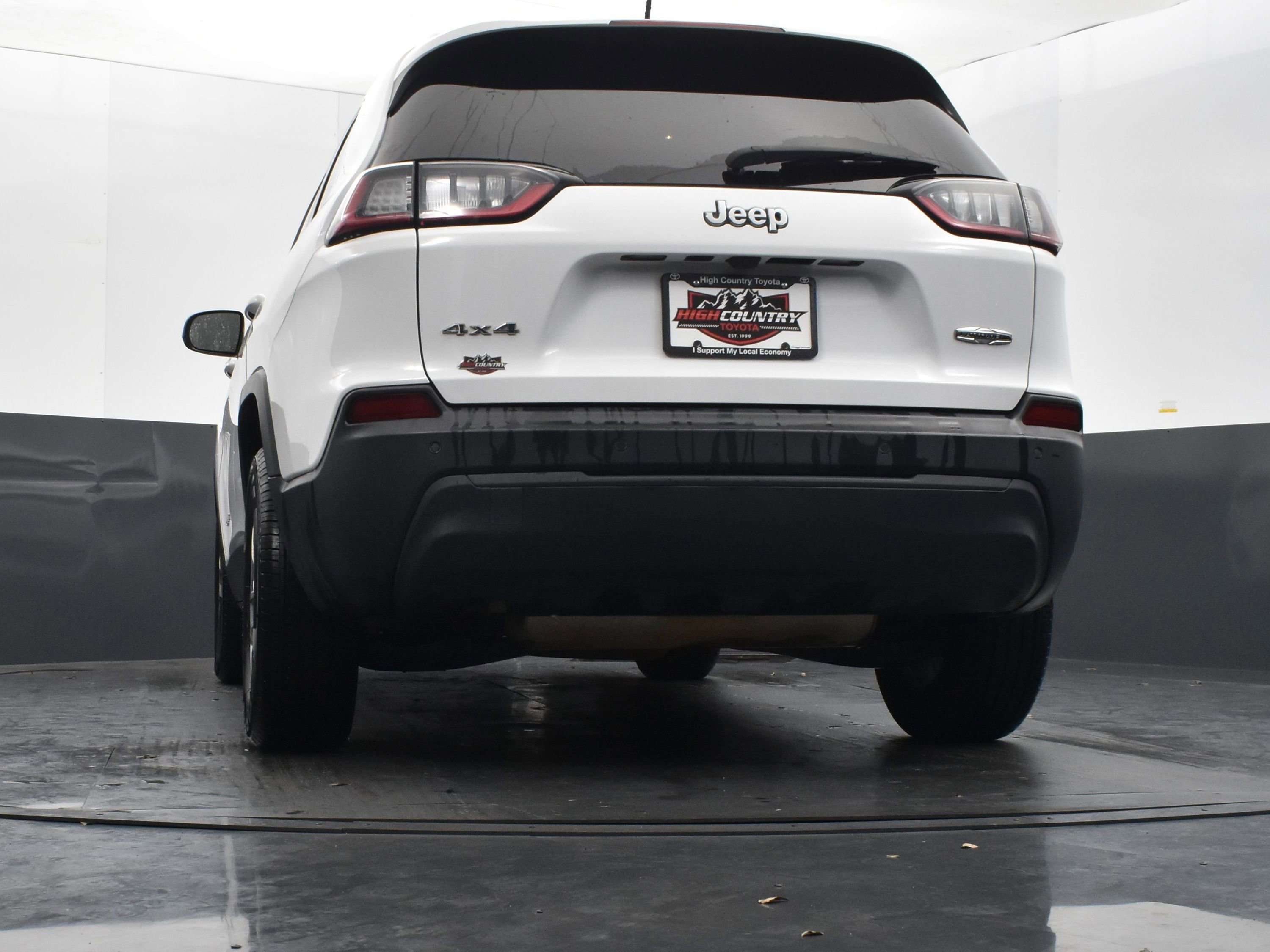 Used 2020 Jeep Cherokee Latitude Plus image 39