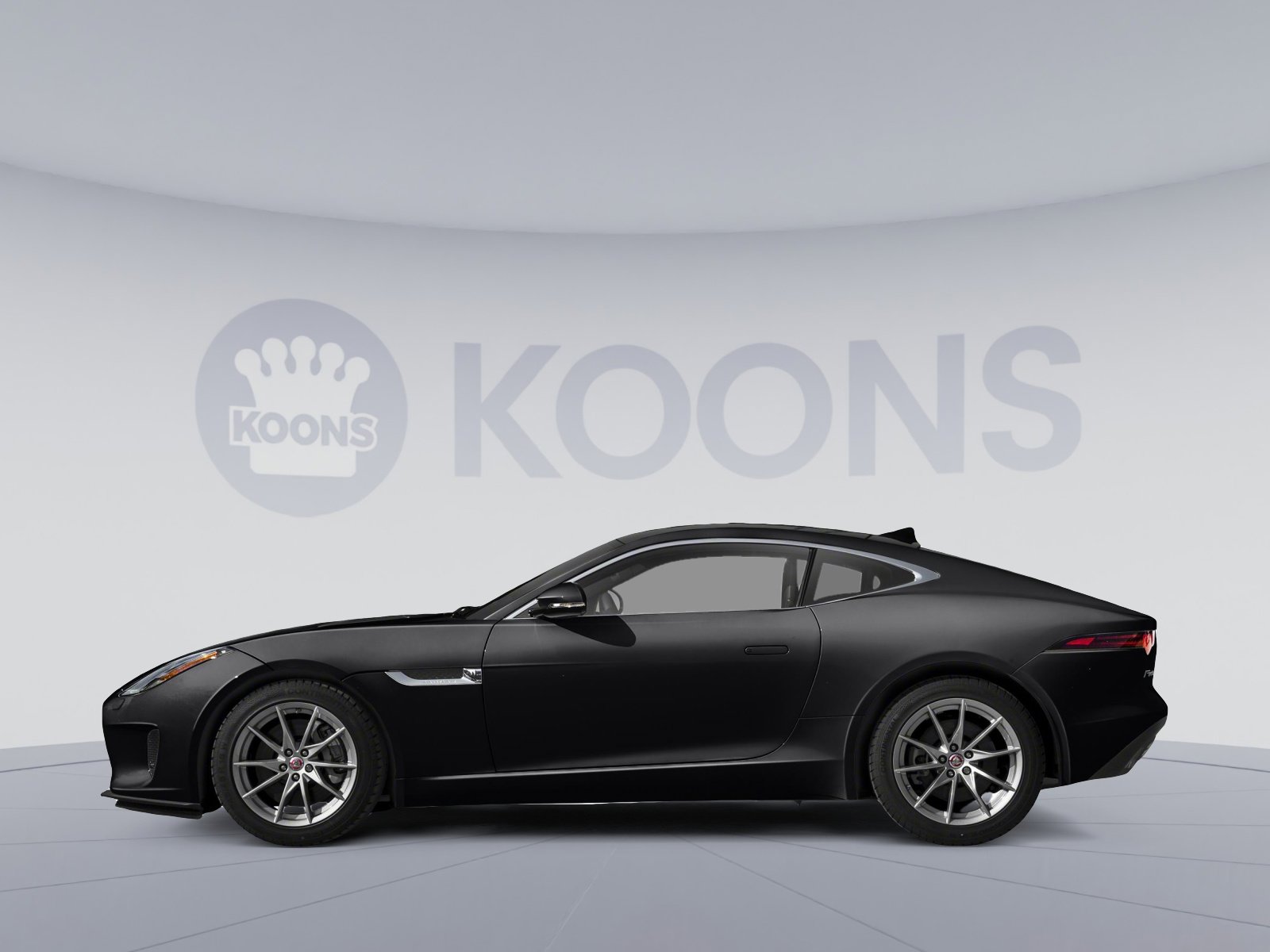 Used 2018 Jaguar F-TYPE Coupe RWD image 4