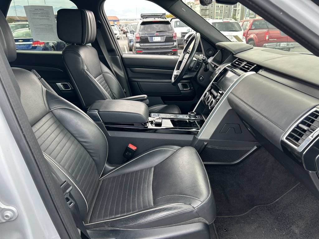 Used 2020 Land Rover Discovery HSE Luxury AWD/4WD image 39