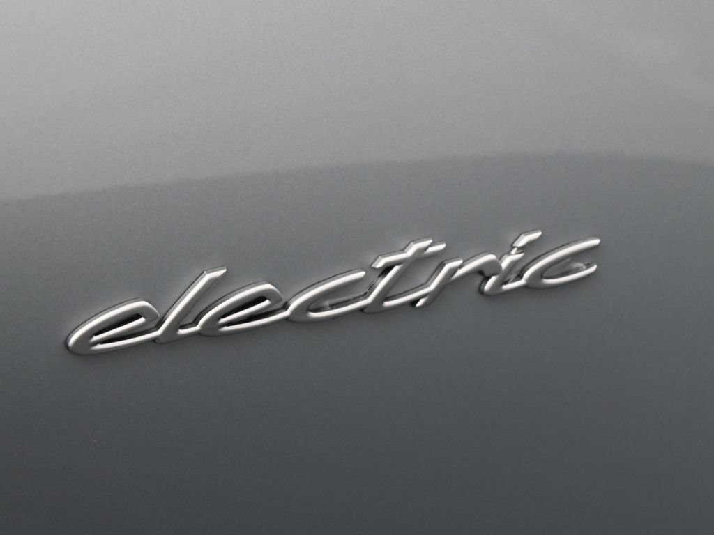 New 2025 Porsche Macan 4S Electric AWD/4WD image 10