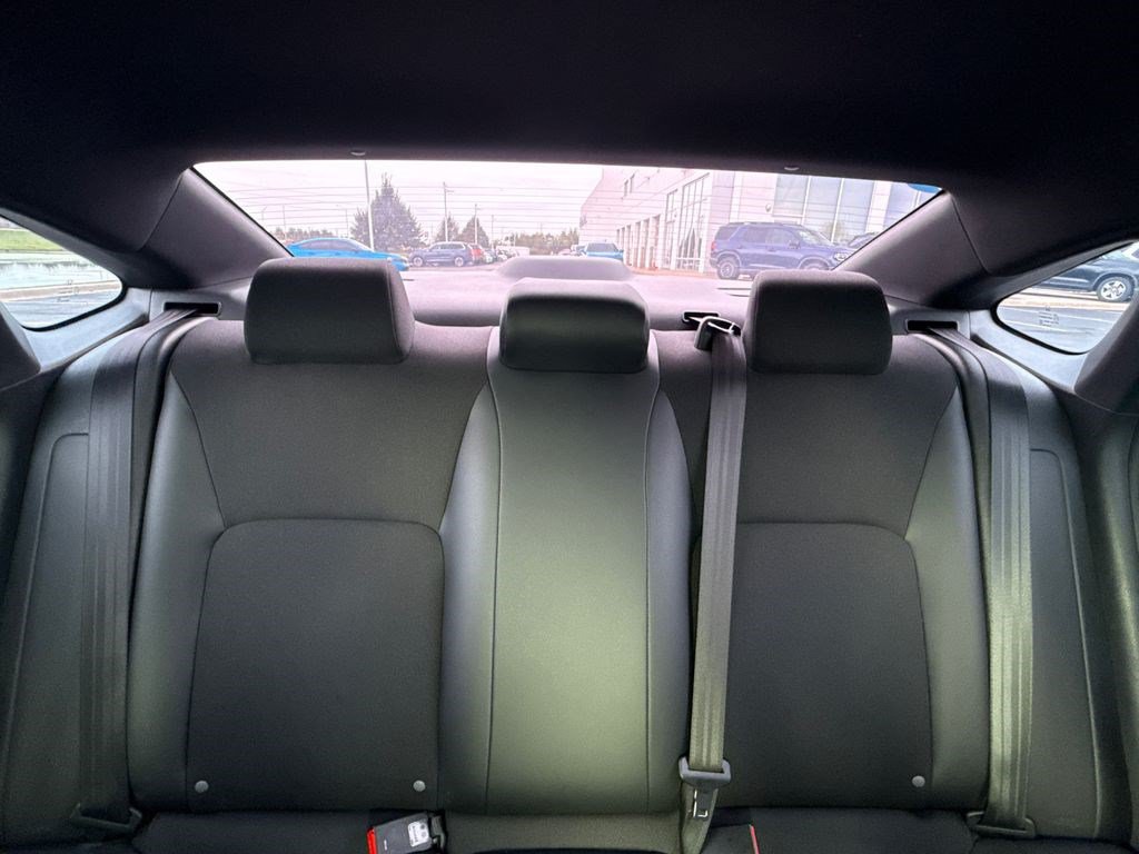Used 2023 Honda Civic Sport image 18
