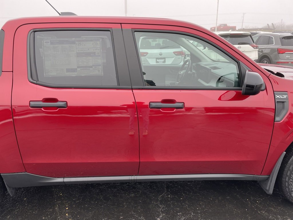 New 2026 Ford Maverick XLT w/ XLT Luxury Package image 30