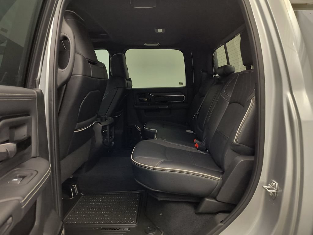 Used 2026 RAM 3500 Limited AWD/4WD image 12