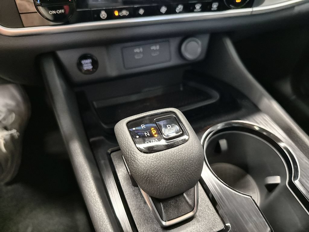New 2026 Nissan Rogue Dark Armor AWD/4WD image 22