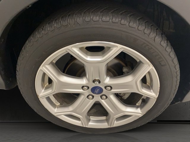 Used 2018 Ford Escape Titanium w/ Ford Safe & Smart Package AWD/4WD image 37