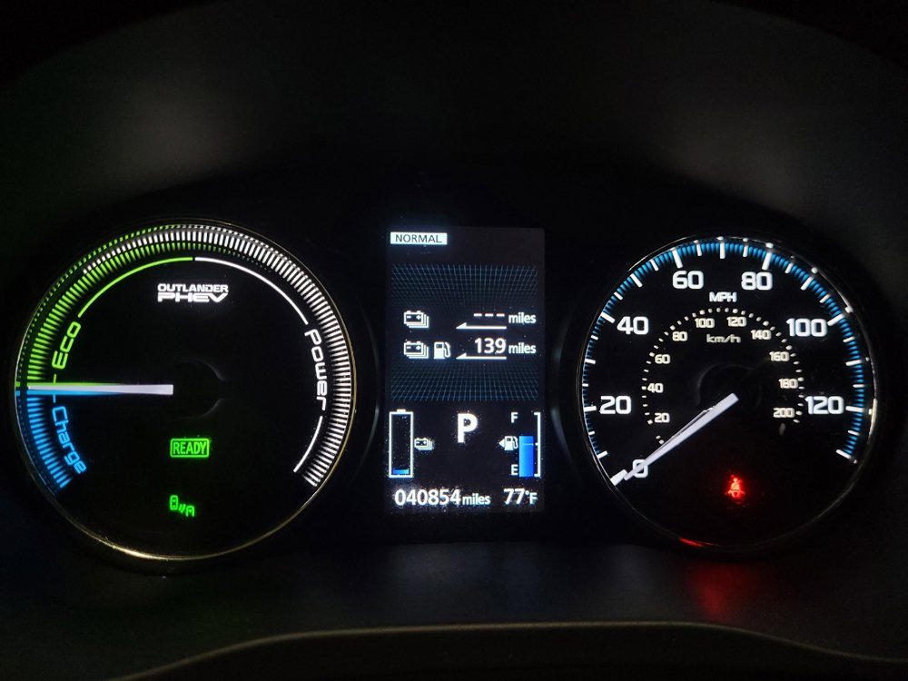 Used 2018 Mitsubishi Outlander GT AWD/4WD image 23