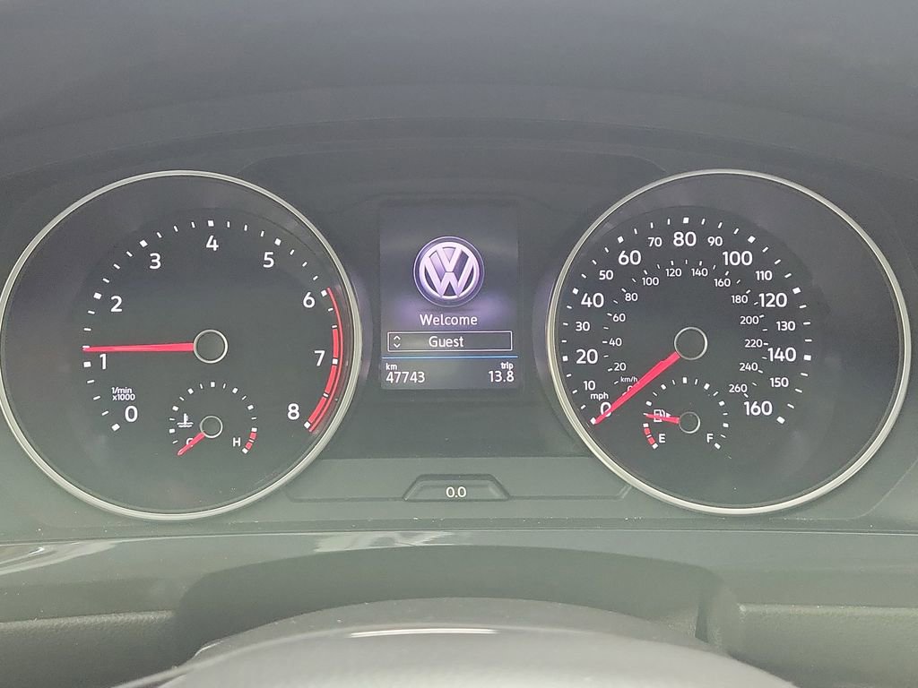 Used 2020 Volkswagen Tiguan SEL AWD/4WD image 17
