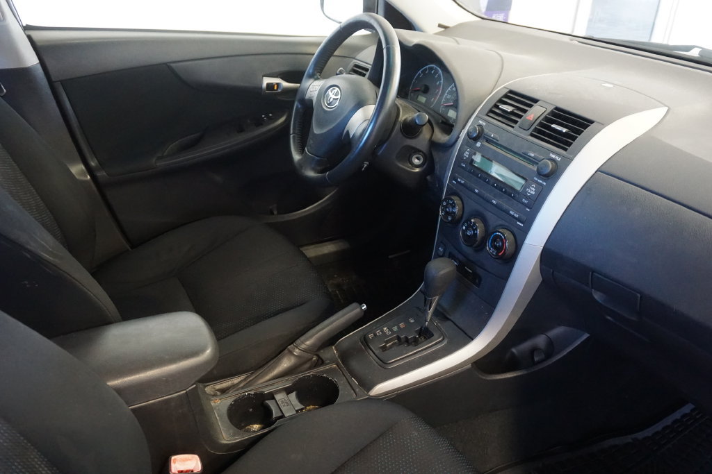 Used 2009 Toyota Corolla S FWD image 12