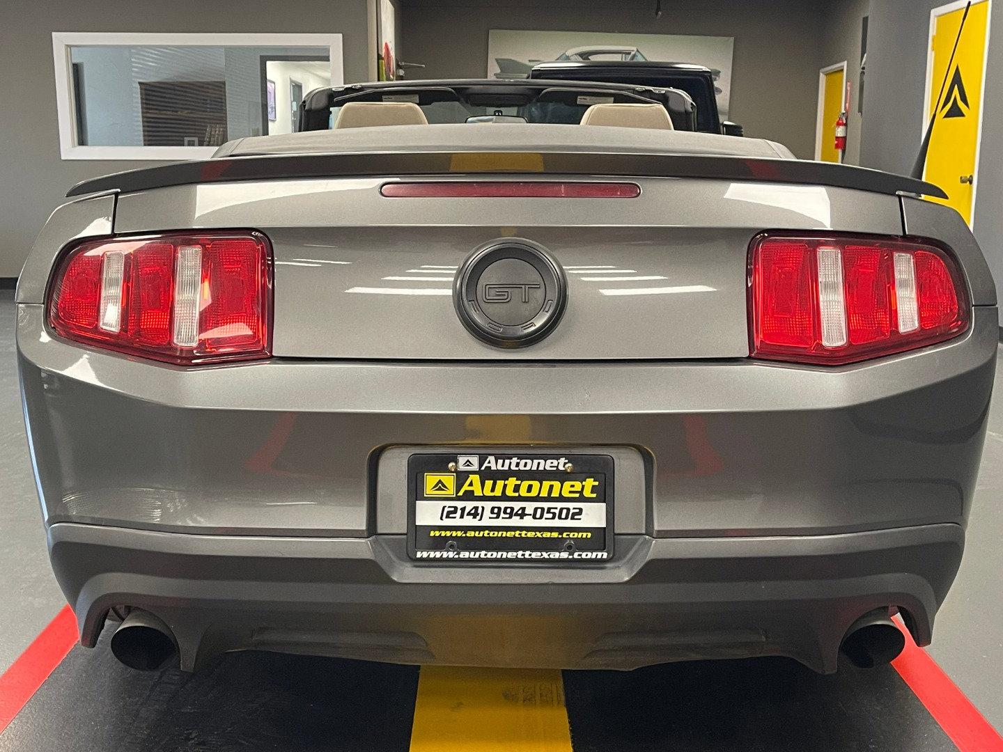 Used 2011 Ford Mustang GT RWD image 5