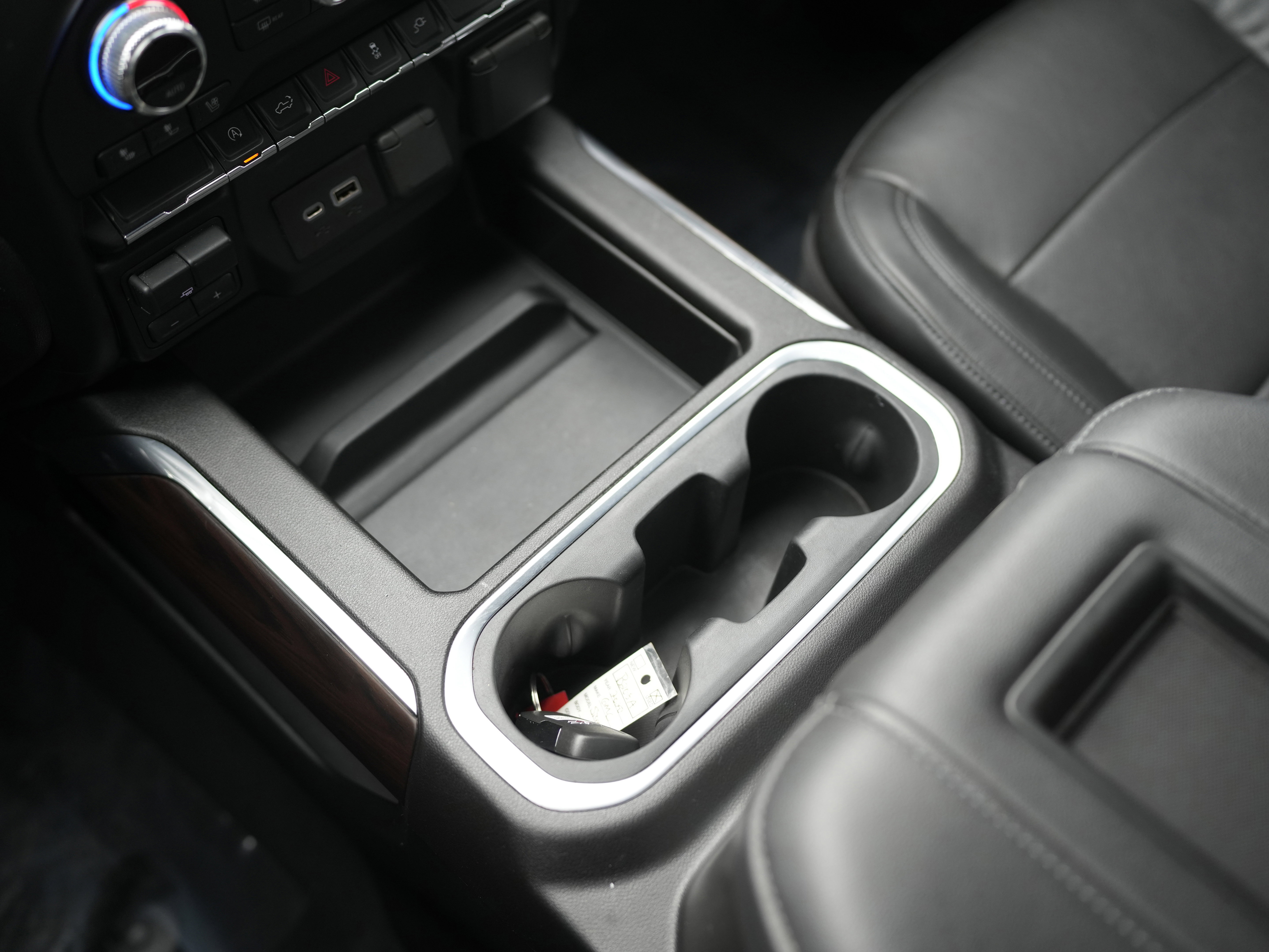 Used 2020 GMC Sierra 1500 SLT w/ SLT Premium Package image 17