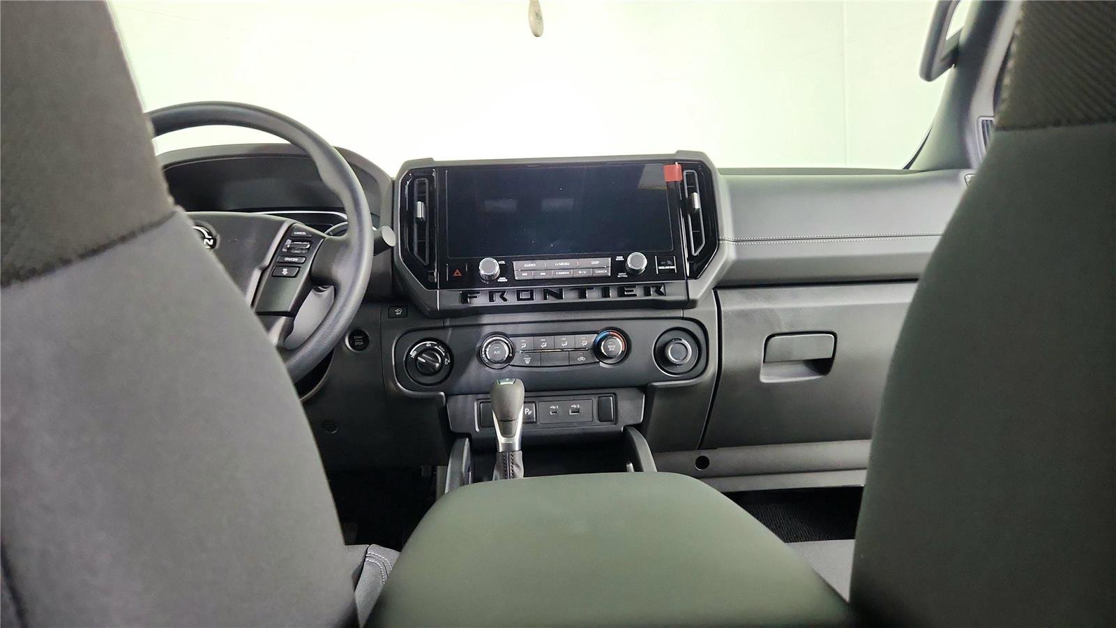 New 2026 Nissan Frontier SV w/ Tow Package image 30