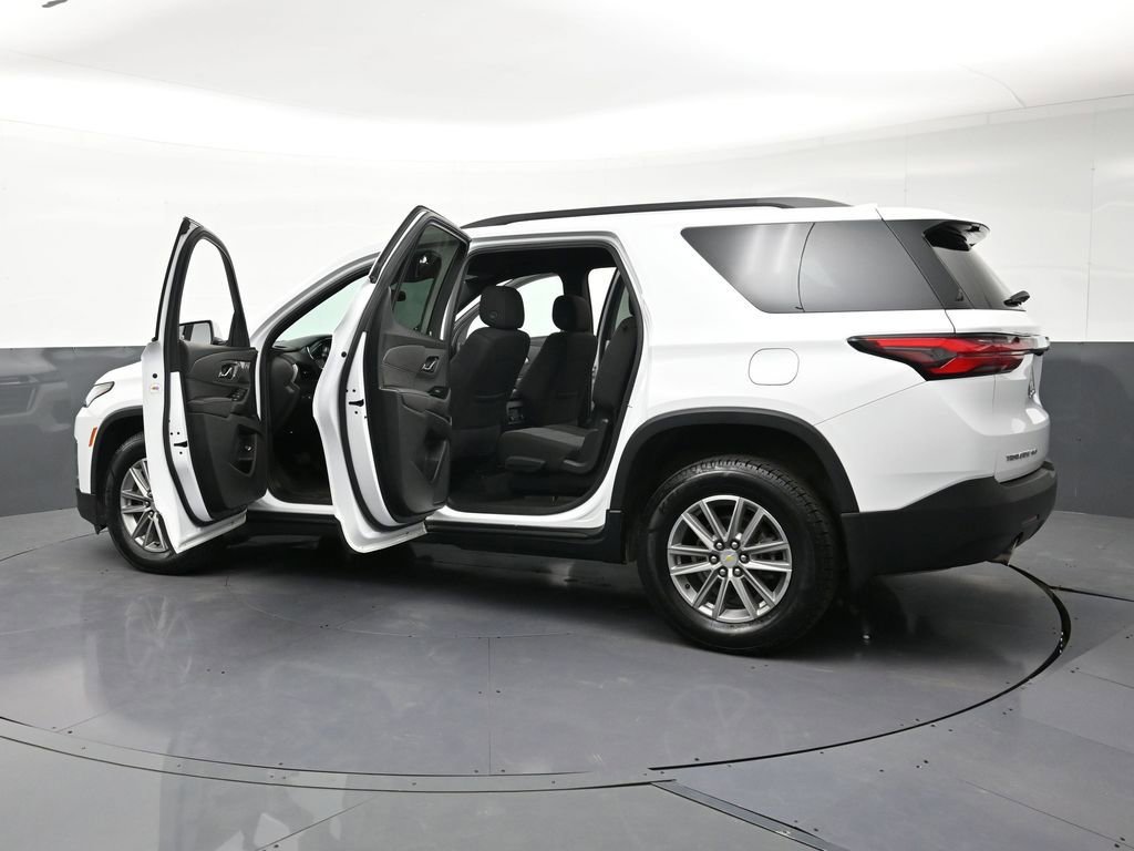 Used 2023 Chevrolet Traverse LT w/ LPO, Floor Liner Package AWD/4WD image 37