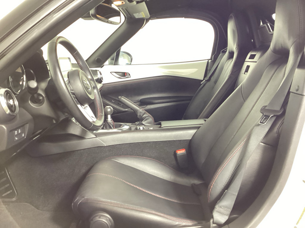 Used 2016 MAZDA MX-5 Miata Grand Touring RWD image 12