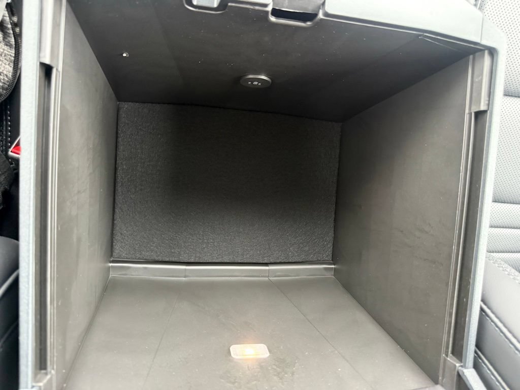 New 2026 Ford F250 Platinum AWD/4WD image 33