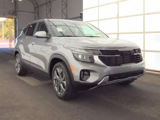Used 2024 Kia Seltos LX AWD/4WD image 1