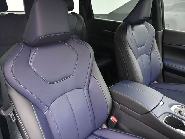 New 2026 INFINITI QX60 Sport w/ Dark Cargo Package image 44