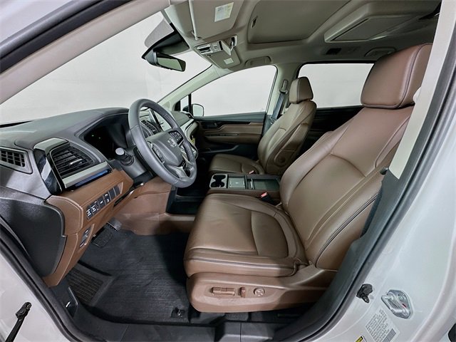 Certified 2026 Honda Odyssey Touring image 29