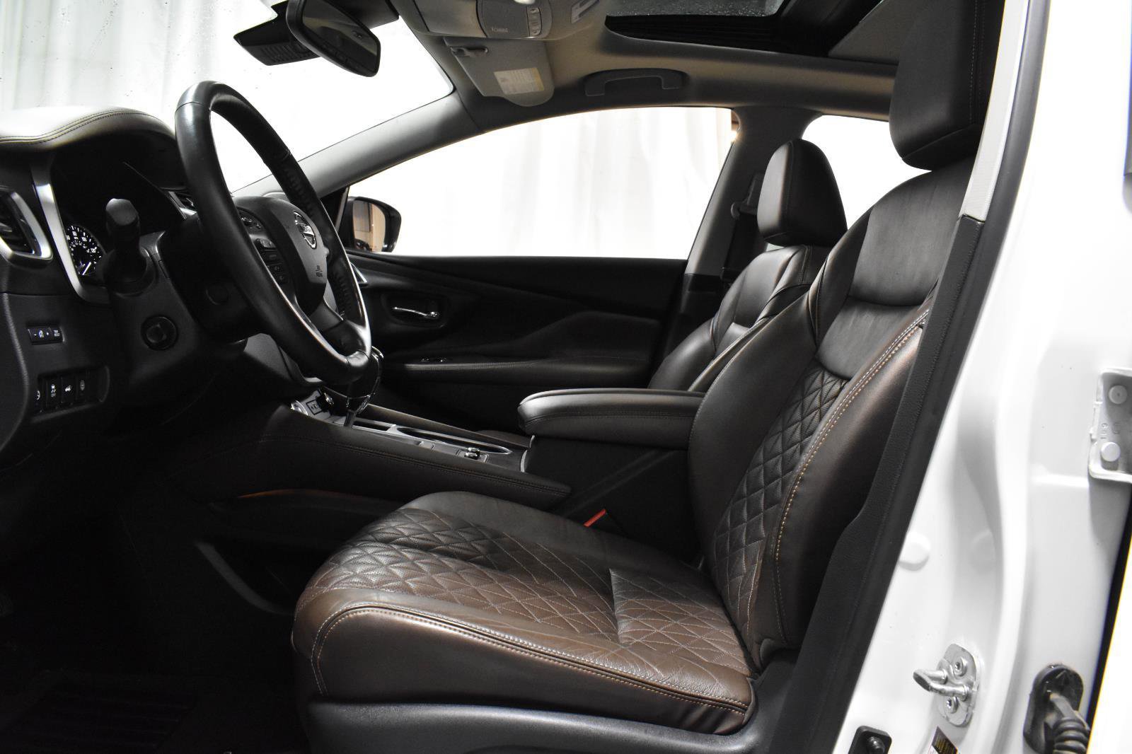 Used 2022 Nissan Murano Platinum image 3