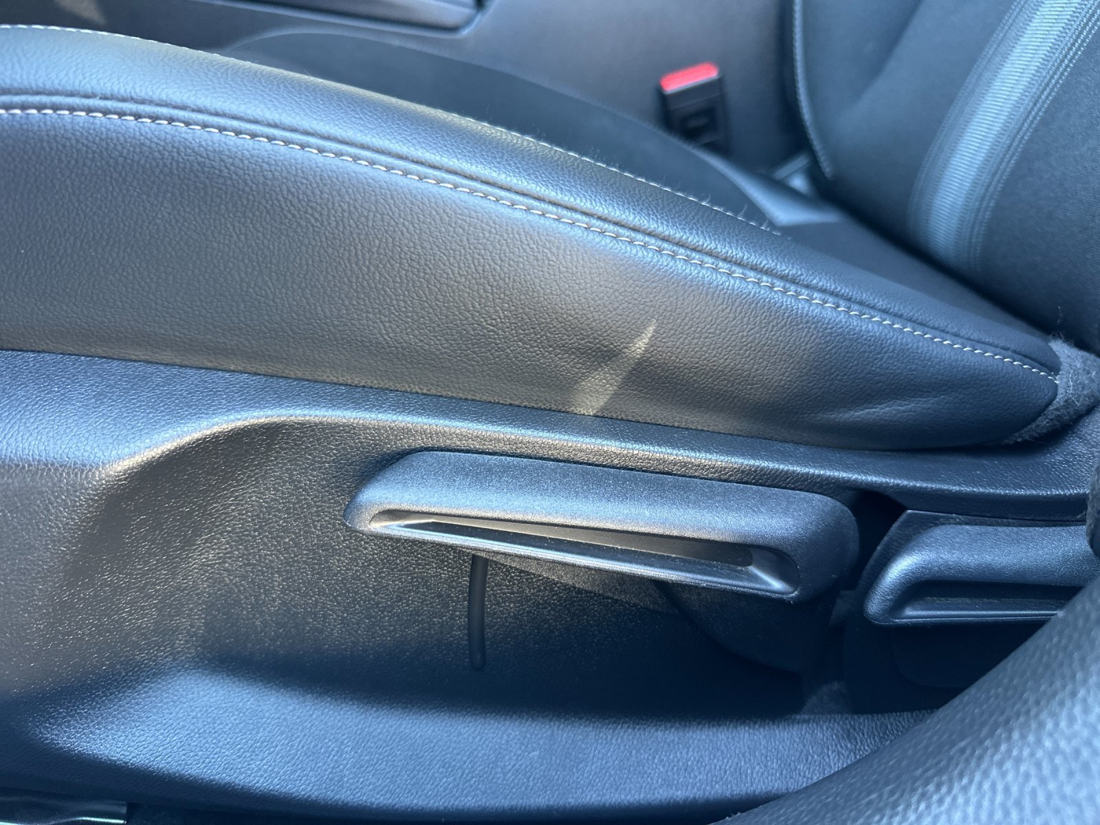 Used 2022 Honda Civic Sport image 12