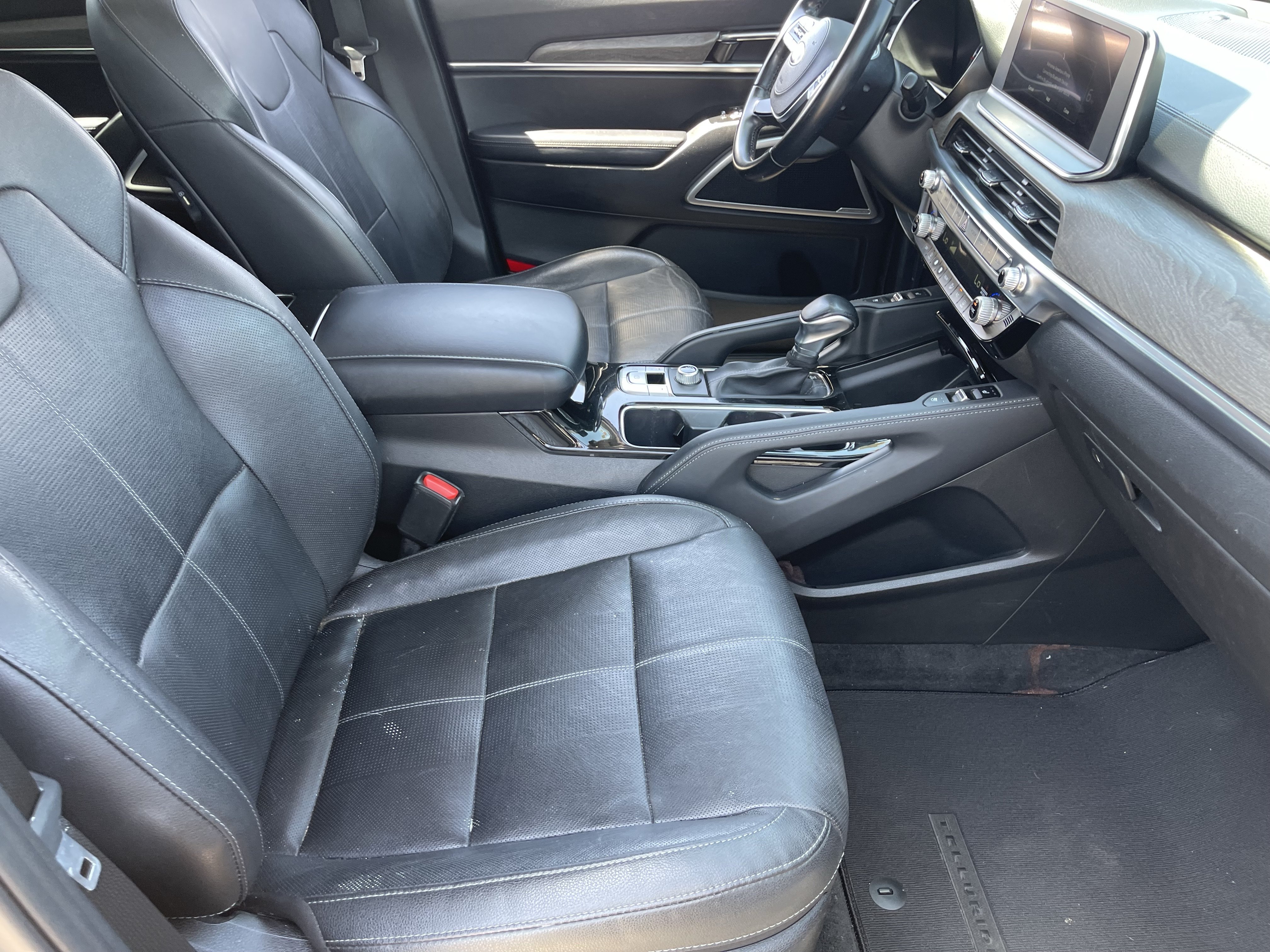 Used 2021 Kia Telluride EX w/ EX Premium Package FWD image 11