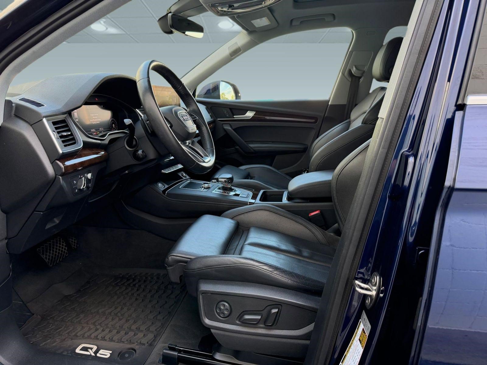 Used 2018 Audi Q5 Prestige AWD/4WD image 5