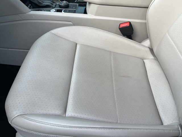 Used 2023 Volkswagen Atlas SE w/ Black Wheel Package image 21