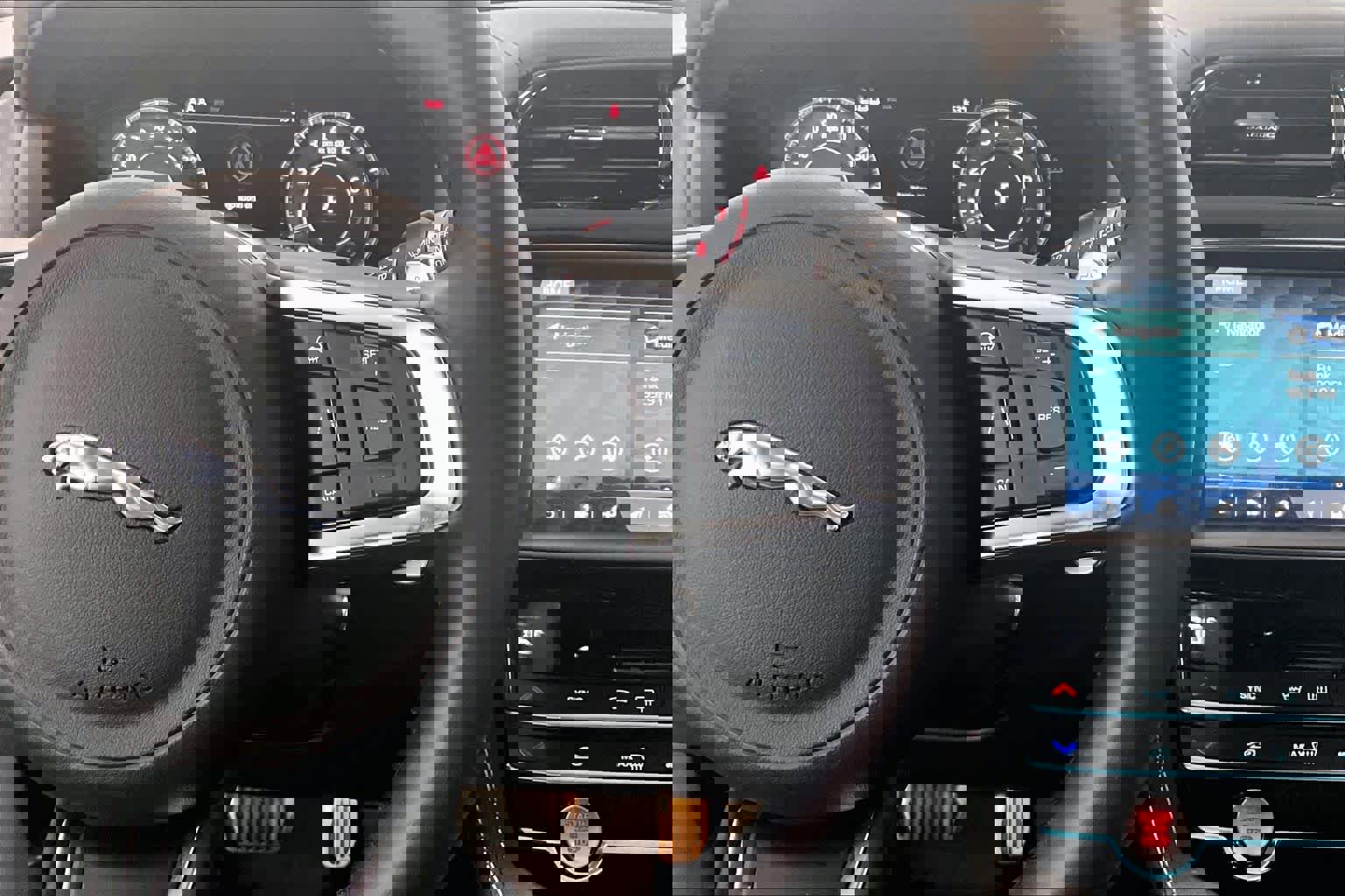 Used 2020 Jaguar F-PACE R-Sport image 22