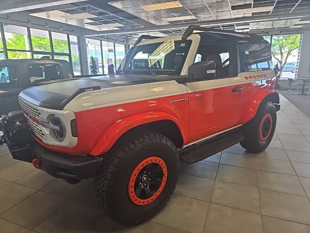 Used 2025 Ford Bronco Stroppe Edition AWD/4WD image 1