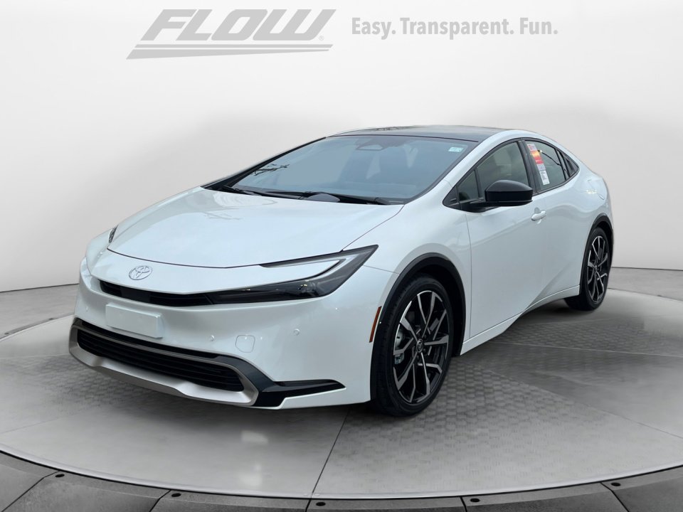 New 2026 Toyota Prius Plug-In Hybrid image 3