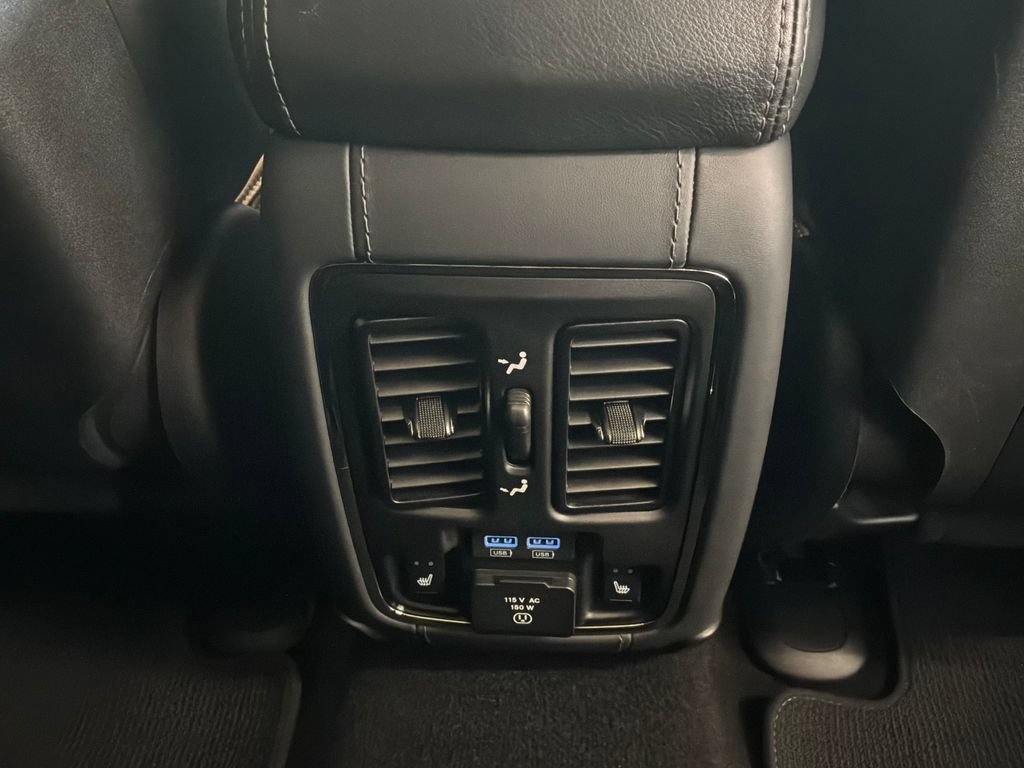 Used 2020 Jeep Grand Cherokee SRT AWD/4WD image 16